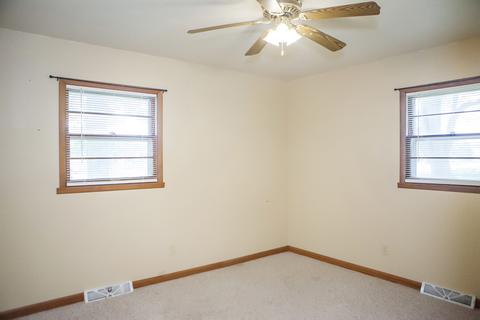 401 S Cleveland St, Philo, IL 61864 photo 24