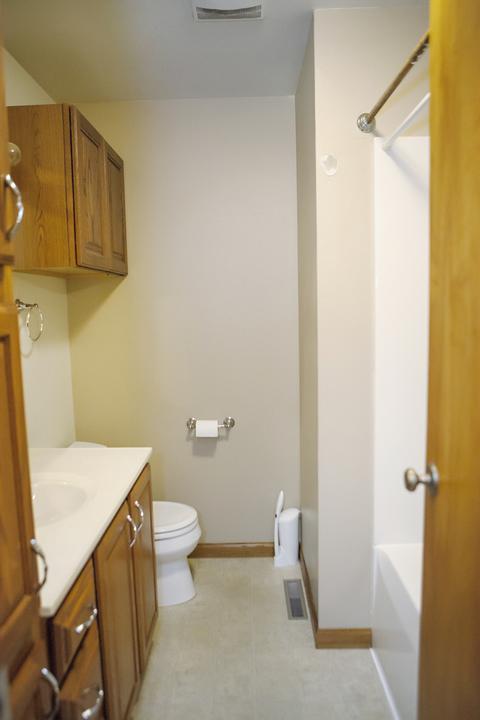 401 S Cleveland St, Philo, IL 61864 photo 18