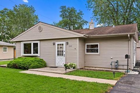 749 Linda Terrace Ter, Wheeling, IL 60090 photo 1