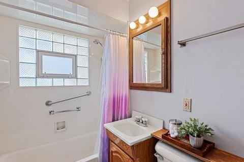 749 Linda Terrace Ter, Wheeling, IL 60090 photo 9