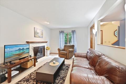 1303 Clover Ln, Normal, IL 61761 photo 2