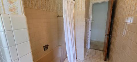905 Gamon Rd, Wheaton, IL 60187 photo 9