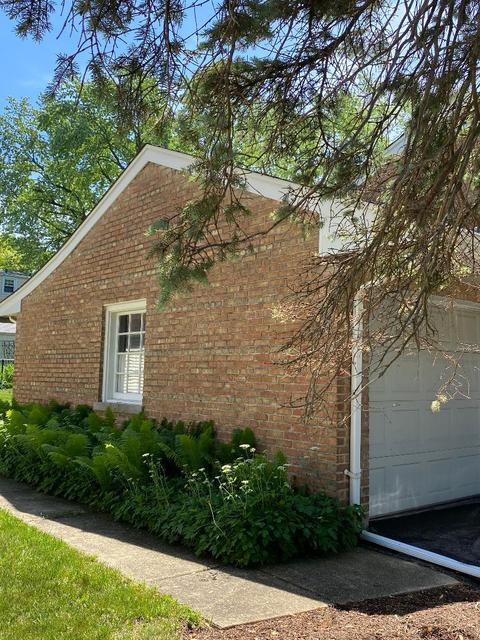 905 Gamon Rd, Wheaton, IL 60187 photo 16