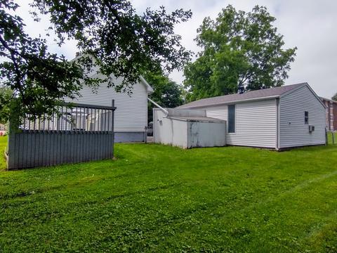 106 E Cypress St, Normal, IL 61761 photo 25