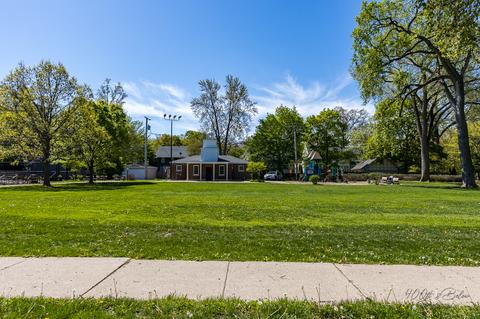 2425 Central St #3D, Evanston, IL 60201 photo 17