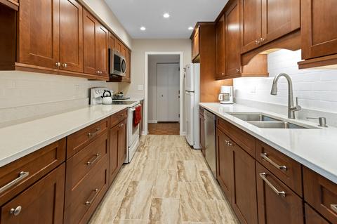 2425 Central St #3D, Evanston, IL 60201 photo 7