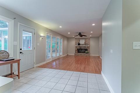 1829 Maple Ln, Sleepy Hollow, IL 60118 photo 8