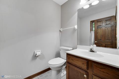 505 Shagbark Dr, Elgin, IL 60123 photo 32