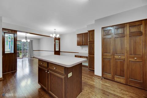 505 Shagbark Dr, Elgin, IL 60123 photo 13