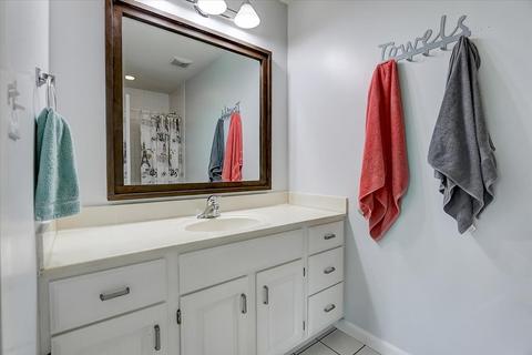 2980 Molitor Rd, Aurora, IL 60502 photo 21