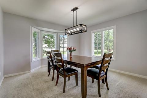 2980 Molitor Rd, Aurora, IL 60502 photo 5