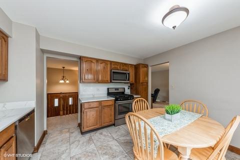 4119 N Firestone Ct, Hoffman Estates, IL 60192 photo 8
