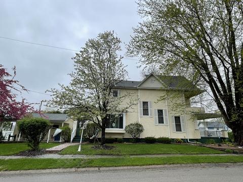 329 Erie St, Spring Valley, IL 61362 photo 4