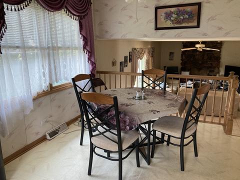 128 Inner Circle Dr, Des Plaines, IL 60016 photo 9
