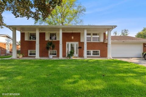 290 Munroe Cir, Des Plaines, IL 60016 photo 1