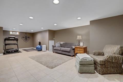 112 N Pine St, Mount Prospect, IL 60056 photo 22