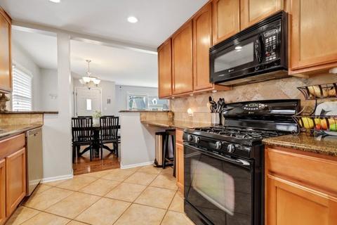 112 N Pine St, Mount Prospect, IL 60056 photo 14