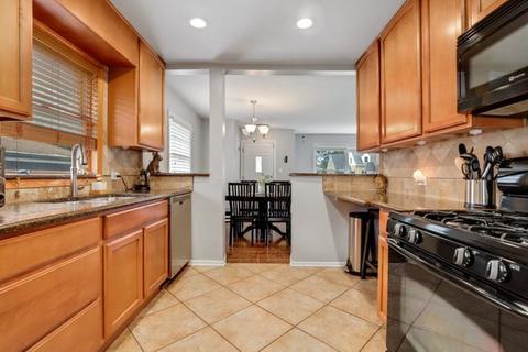 112 N Pine St, Mount Prospect, IL 60056 photo 12