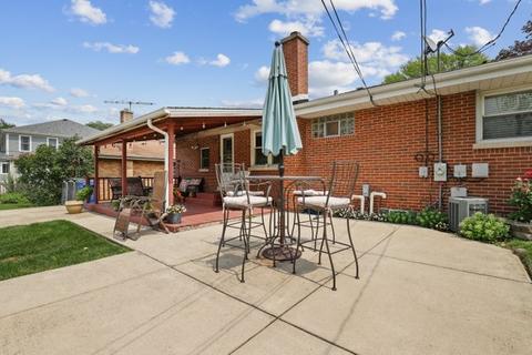 112 N Pine St, Mount Prospect, IL 60056 photo 28