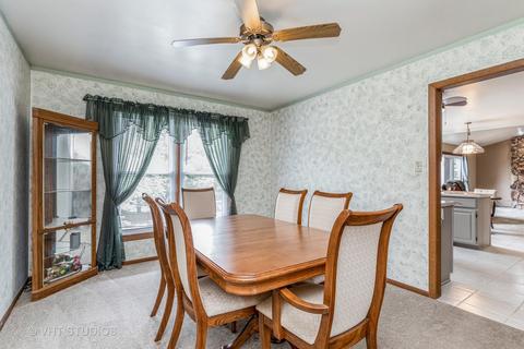 1505 Cobblestone Ct, Johnsburg, IL 60051 photo 9