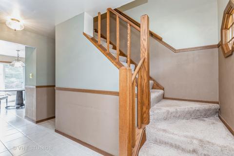 1505 Cobblestone Ct, Johnsburg, IL 60051 photo 6