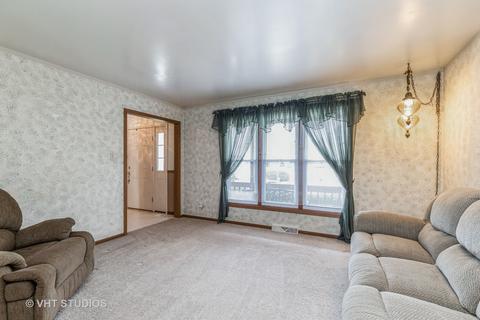 1505 Cobblestone Ct, Johnsburg, IL 60051 photo 8