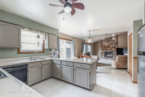 1505 Cobblestone Ct, Johnsburg, IL 60051 photo 12