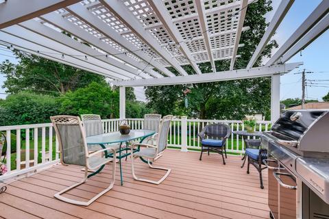 711 E Turner Ave, Roselle, IL 60172 photo 24