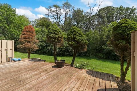 279 Shadowbend Dr, Wheeling, IL 60090 photo 6