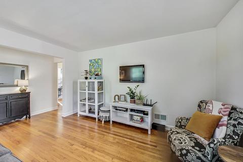 280 E Burlington St, Riverside, IL 60546 photo 4