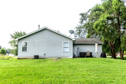 3573 W Silverado Dr, Kankakee, IL 60901 photo 9
