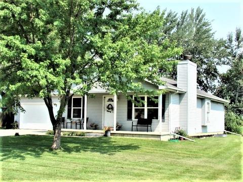 3573 W Silverado Dr, Kankakee, IL 60901 photo 2