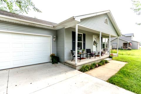 3573 W Silverado Dr, Kankakee, IL 60901 photo 5