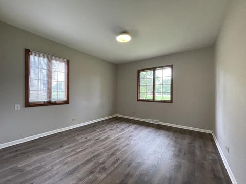 975 Valewood Rd, Bartlett, IL 60103 photo 11