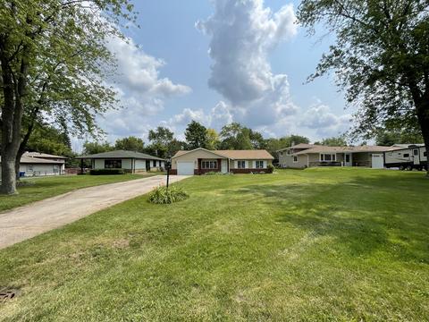 975 Valewood Rd, Bartlett, IL 60103 photo 2