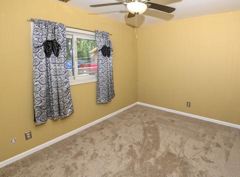 705 Olive St, Hoffman Estates, IL 60169 photo 9