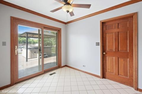 135 Graymoor Ln, Olympia Fields, IL 60461 photo 13