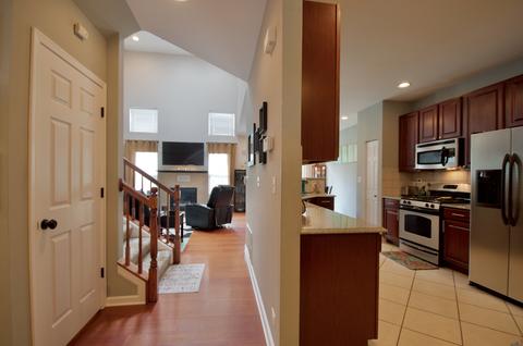 2365 Reflections Dr, Aurora, IL 60502 photo 4