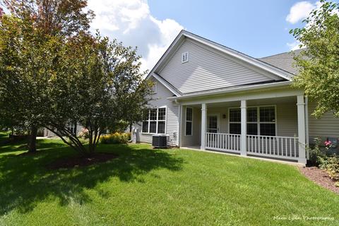 1015 Pinehurst Ct, Elgin, IL 60124 photo 39