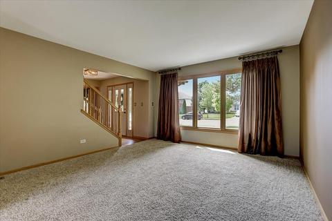 9024 Liscanor Ave, Mokena, IL 60448 photo 2