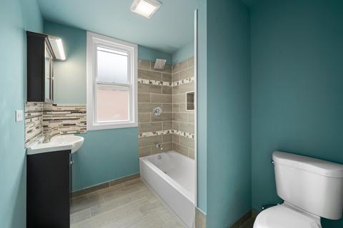 6830 S Bell Ave, Chicago, IL 60636 photo 28