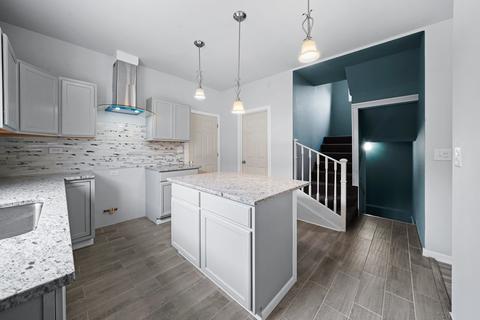 6830 S Bell Ave, Chicago, IL 60636 photo 19