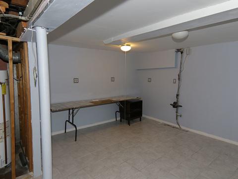 2525 E 97th Pl, Chicago, IL 60617 photo 16
