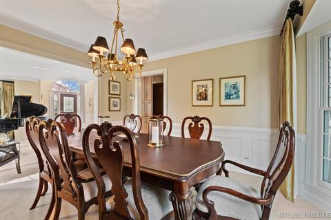 1653 Eagle Brook Dr, Geneva, IL 60134 photo 7