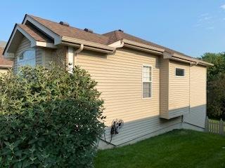 5302 Glenbrook Trl, Mchenry, IL 60050 photo 2