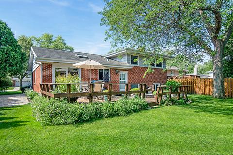 744 Madelyn Dr, Des Plaines, IL 60016 photo 17
