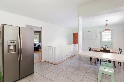 503 E Lincoln St, Normal, IL 61761 photo 4