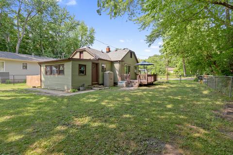 338 Willow Rd, Lakemoor, IL 60051 photo 3