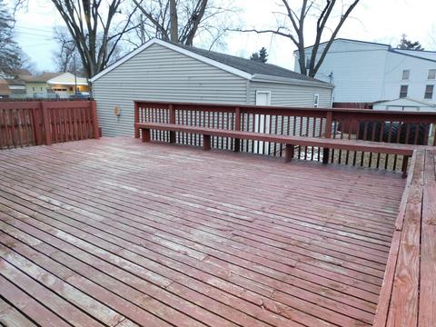 504 E Macomb St, Belvidere, IL 61008 photo 17
