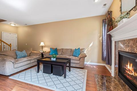 1445 Millbrook Dr, Algonquin, IL 60102 photo 3